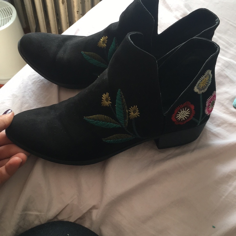 Indigo black booties with embroidered flowers